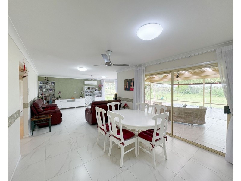 6 South Willards Lane, Oakhampton Heights NSW 2320