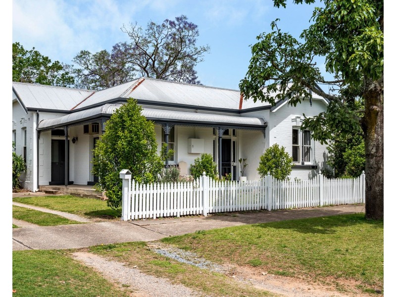 53 Belmore Road, Lorn NSW 2320