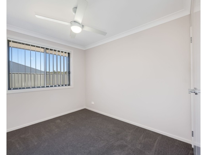8 Troon Avenue, Heddon Greta NSW 2321
