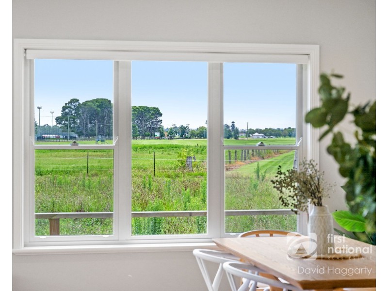 12 Sharkeys Lane, Lorn NSW 2320