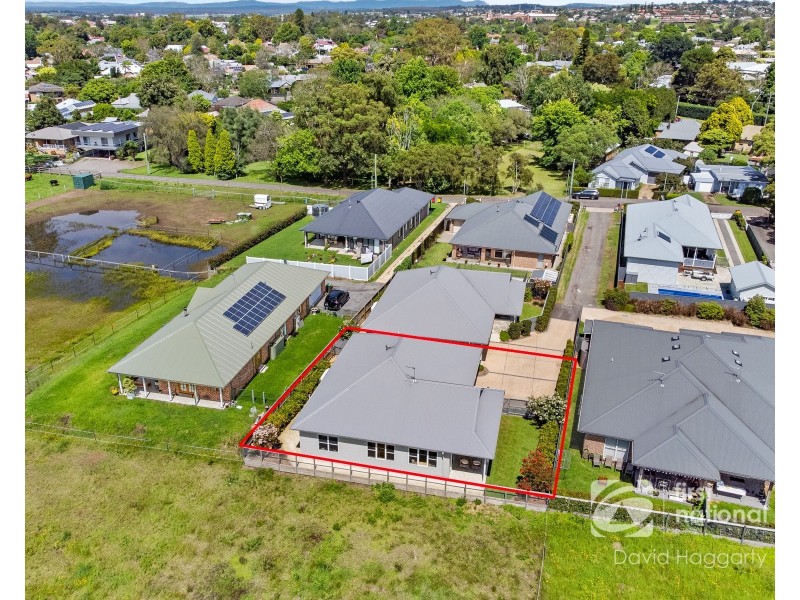 12 Sharkeys Lane, Lorn NSW 2320