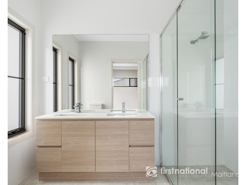 54 Radiant Avenue, Bolwarra Heights NSW 2320