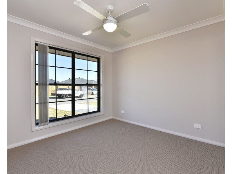 15 Flemming Street, Thornton NSW 2322