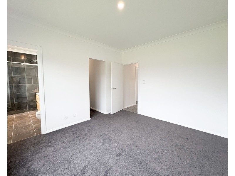 24 Pikewood Road, Heddon Greta NSW 2321