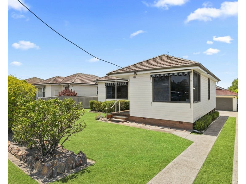 9  Woodberry Street, Rutherford NSW 2320