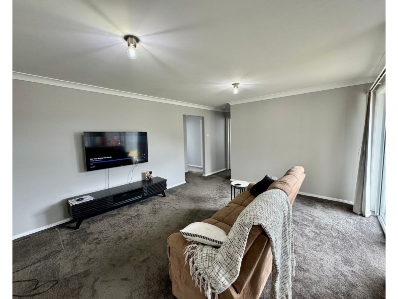 2 Aileen Close, Raworth NSW 2321