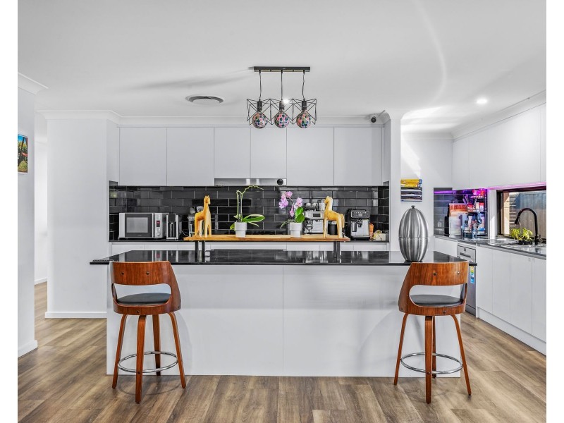 64 Dairyman Drive, Raymond Terrace NSW 2324