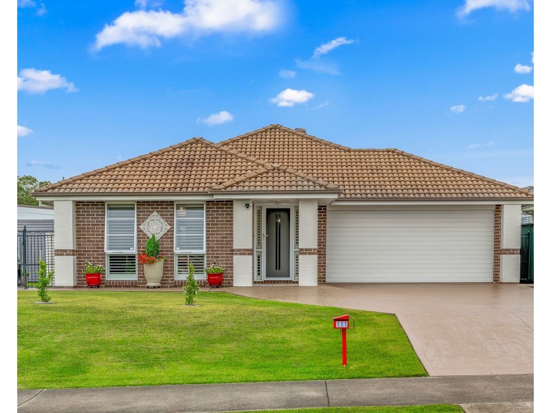 111 ABERGLASSLYN ROAD, Rutherford NSW 2320