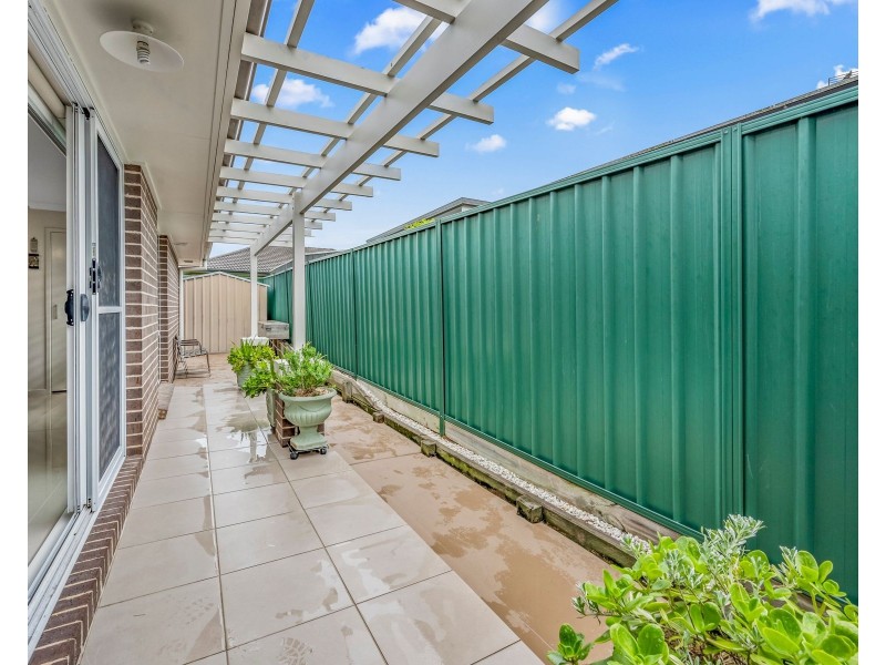 111 ABERGLASSLYN ROAD, Rutherford NSW 2320