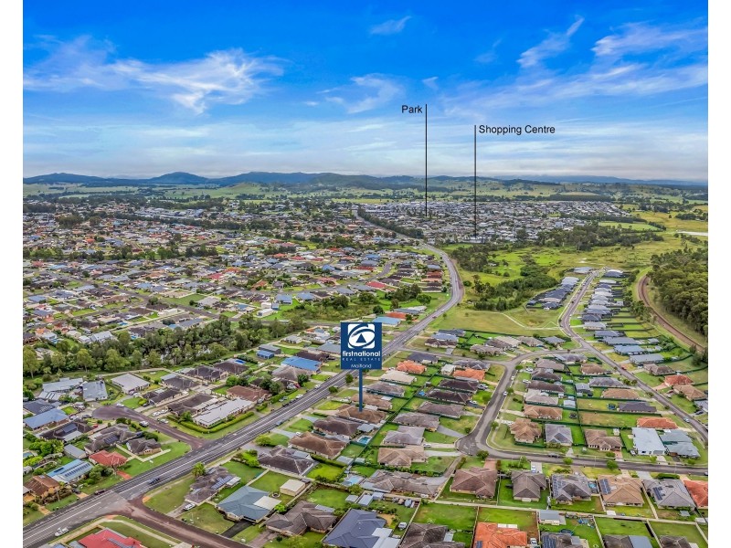 111 ABERGLASSLYN ROAD, Rutherford NSW 2320