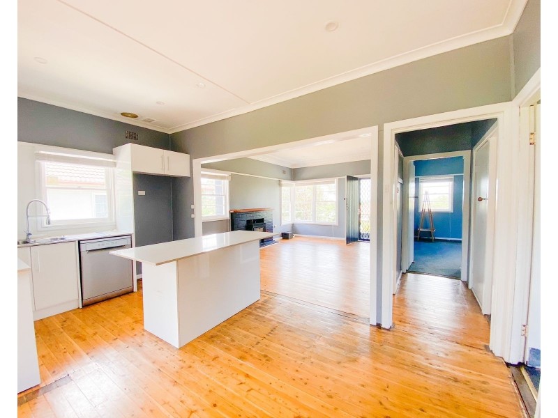 7 Kenneth Street, East Maitland NSW 2323