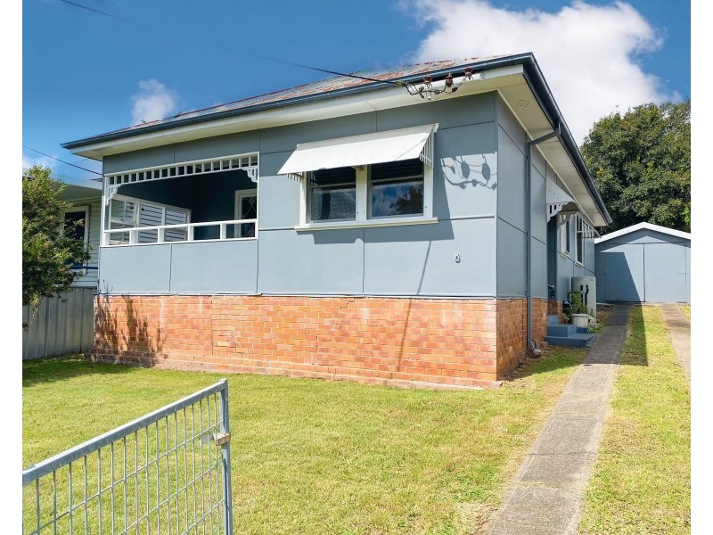 8 Queen Street, Rutherford NSW 2320