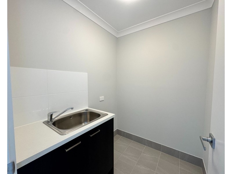 8 Cullami Street, Anambah NSW 2320