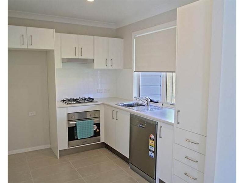 1/49 Finch Crescent, Aberglasslyn NSW 2320