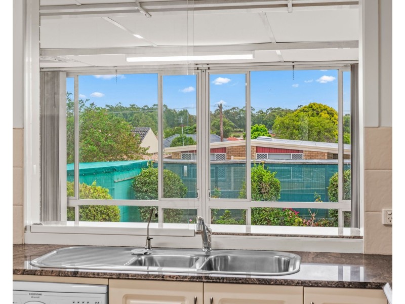 16 Compton Street, Rutherford NSW 2320