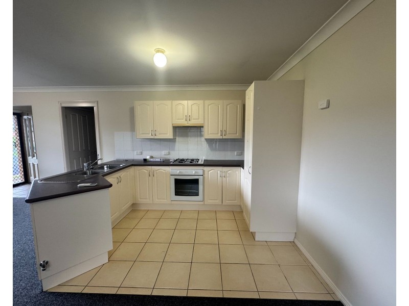 1/6 Ghilgai Avenue, Aberglasslyn NSW 2320