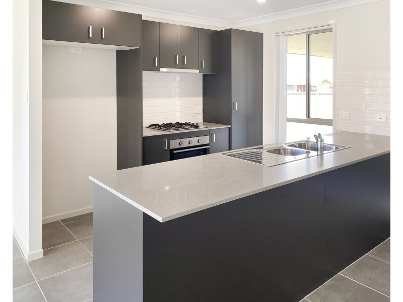 12 Malbec Street, Cliftleigh NSW 2321