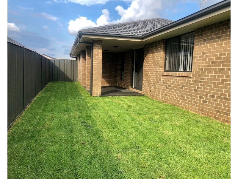 10 Allman Street, Cliftleigh NSW 2321
