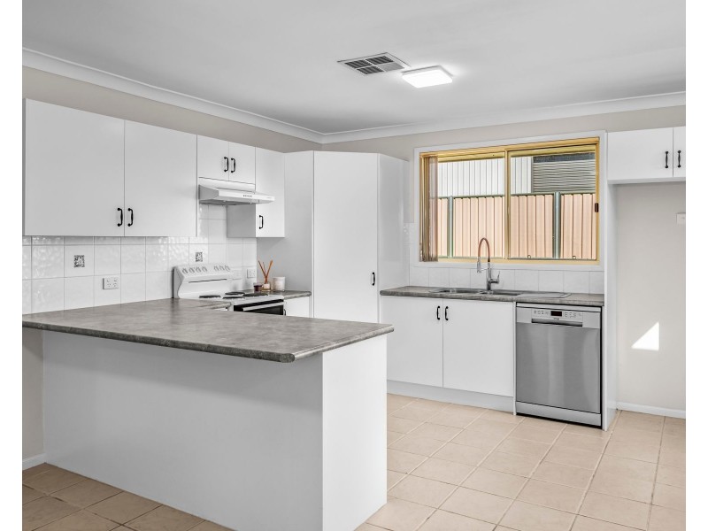 64 Richard Road, Rutherford NSW 2320