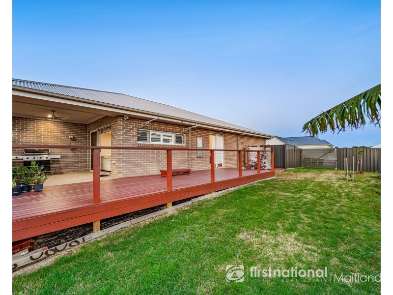 19 Riverside Street, Bolwarra NSW 2320