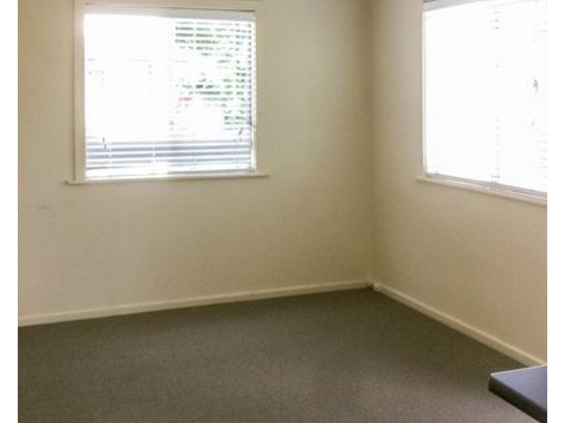 1/233 New England Highway, Rutherford NSW 2320