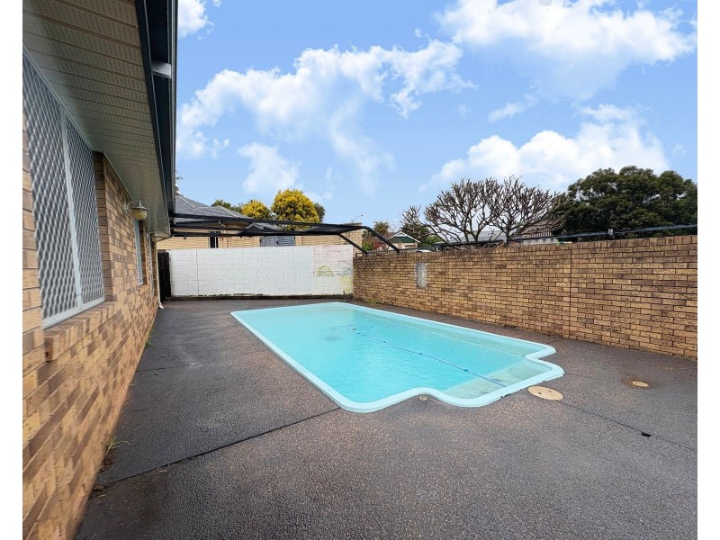 1 Martin Close, East Maitland NSW 2323