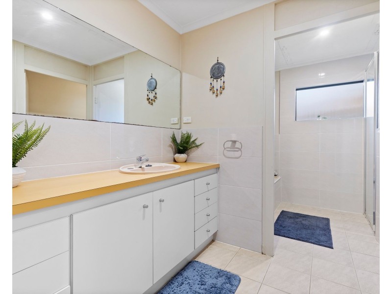 48 Ferraby Drive, Metford NSW 2323