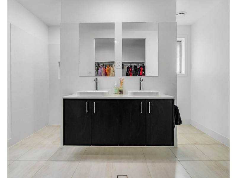 53 Rigby Drive, North Rothbury NSW 2335