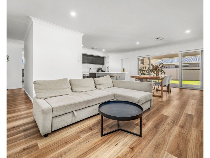 53 Rigby Drive, North Rothbury NSW 2335