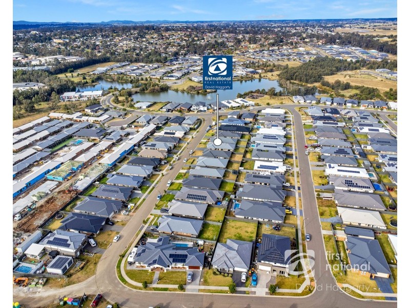 11 Fairway Street, Rutherford NSW 2320