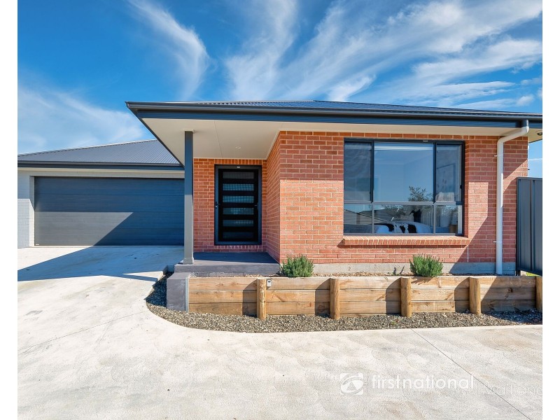 7 TOURMALINE DRIVE, Rutherford NSW 2320