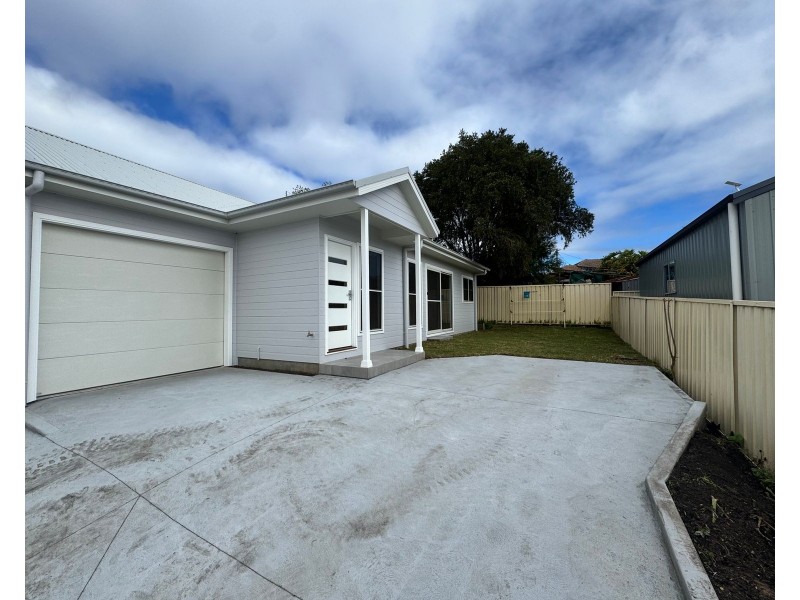 8A Joan Street, Rutherford NSW 2320