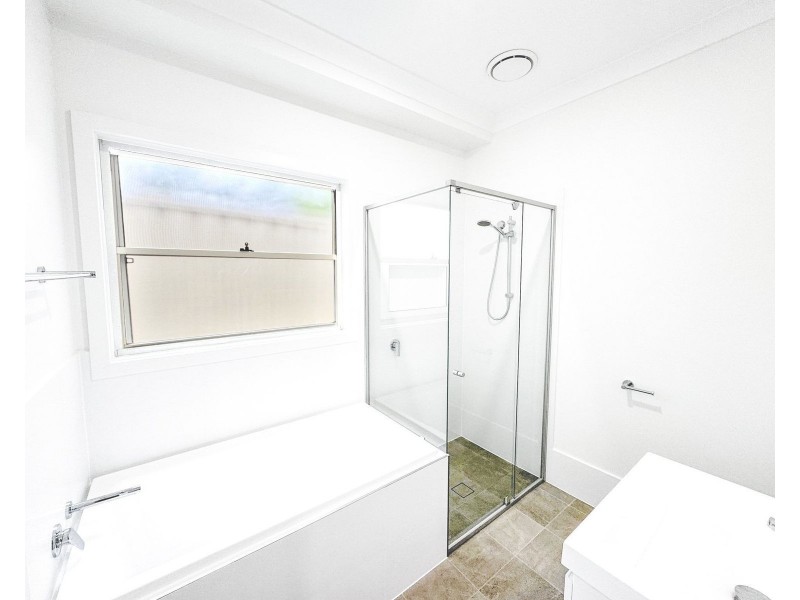 8A Joan Street, Rutherford NSW 2320