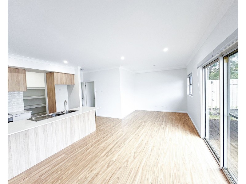 8A Joan Street, Rutherford NSW 2320