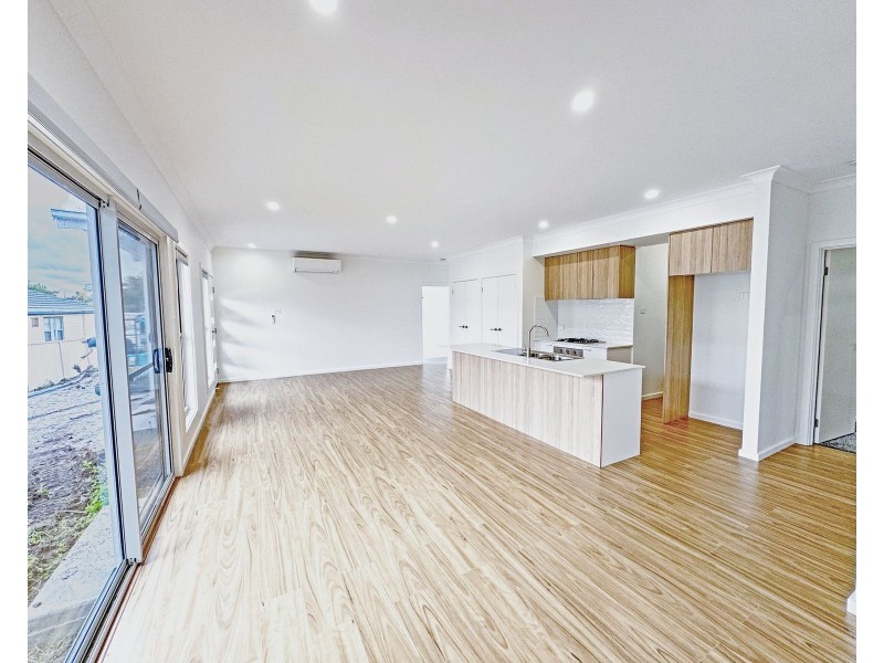 8A Joan Street, Rutherford NSW 2320