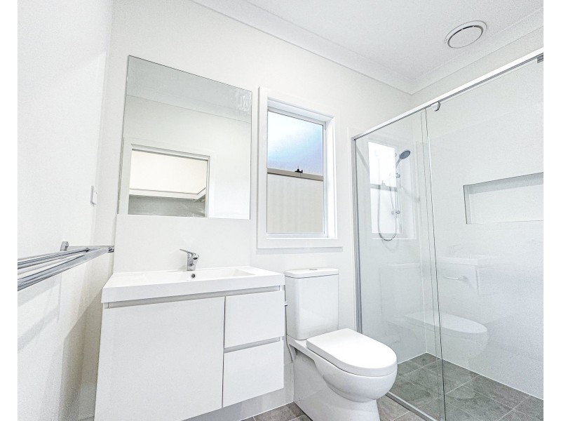 8A Joan Street, Rutherford NSW 2320