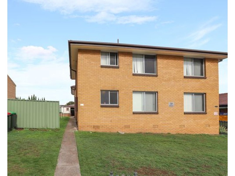 1/70 Weblands Street, Aberglasslyn NSW 2320