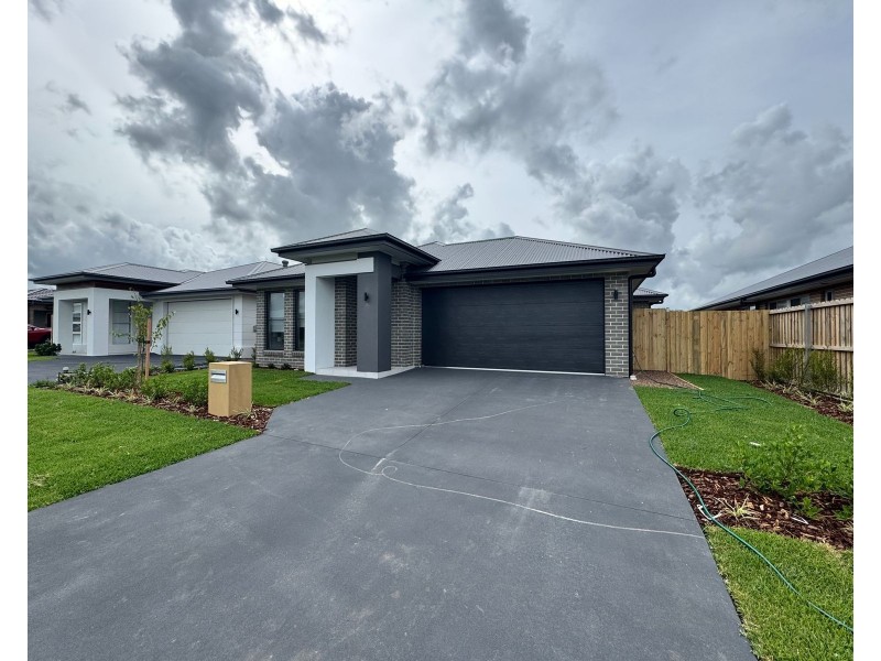 8a Cullami Street, Anambah NSW 2320