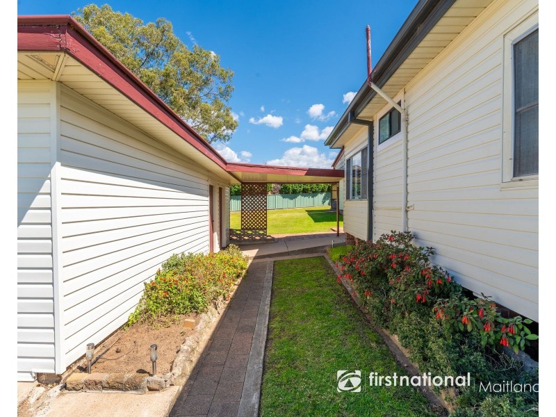 45 Largs Avenue, Largs NSW 2320