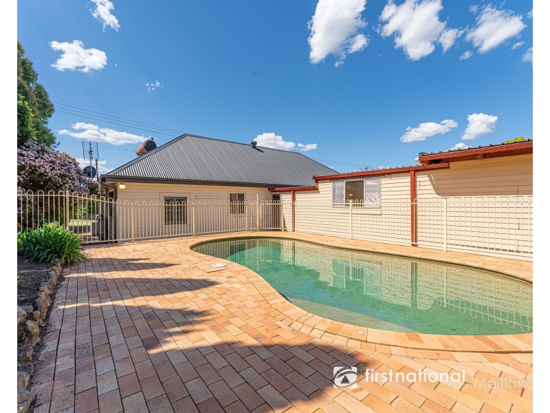 45 Largs Avenue, Largs NSW 2320