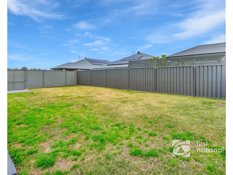 11 Fairway Street, Rutherford NSW 2320