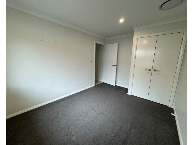 33 McKeachie Drive, Aberglasslyn NSW 2320