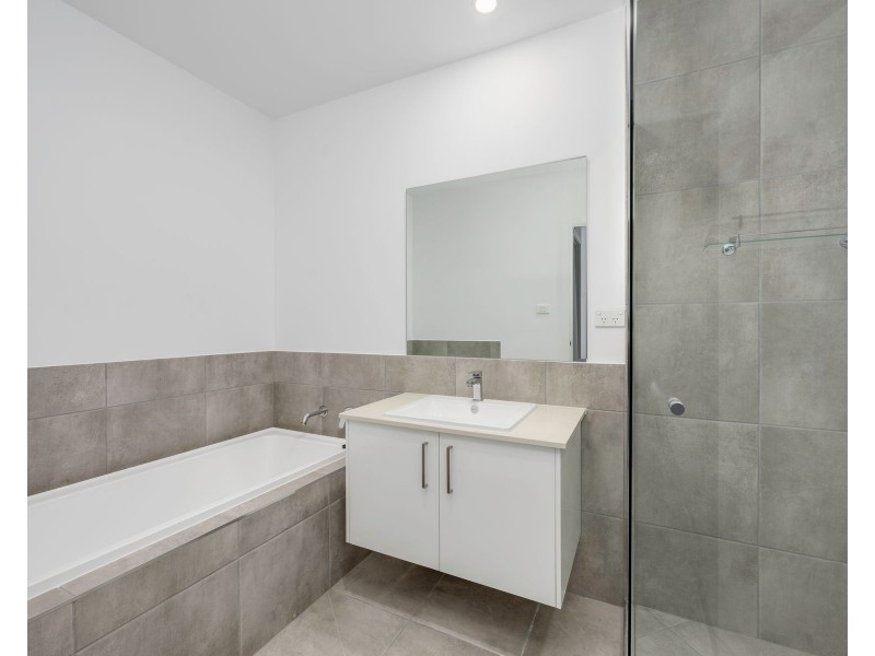 17B Leatherwood Grove, Morisset NSW 2264