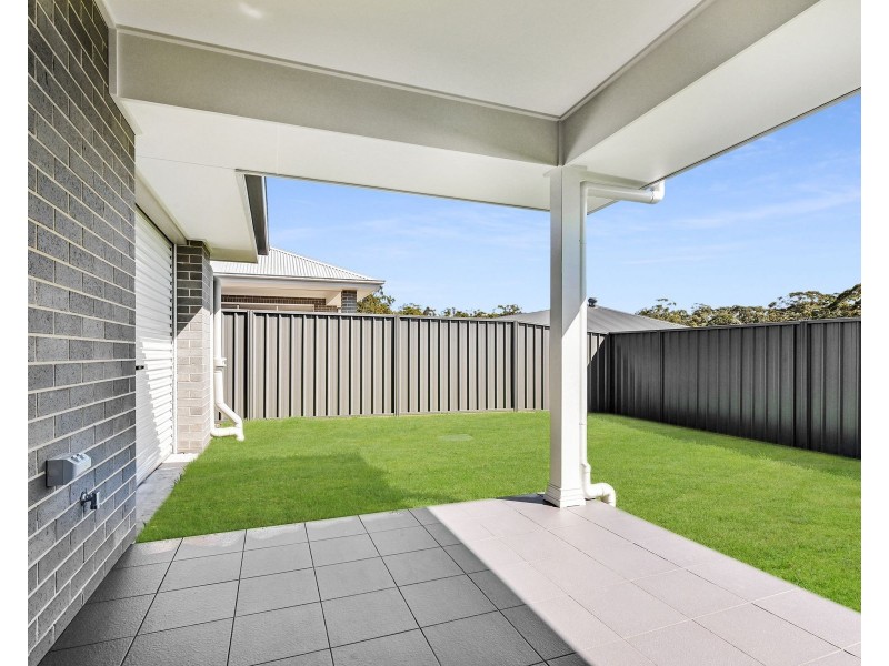 6 Kenakan Street, Edgeworth NSW 2285