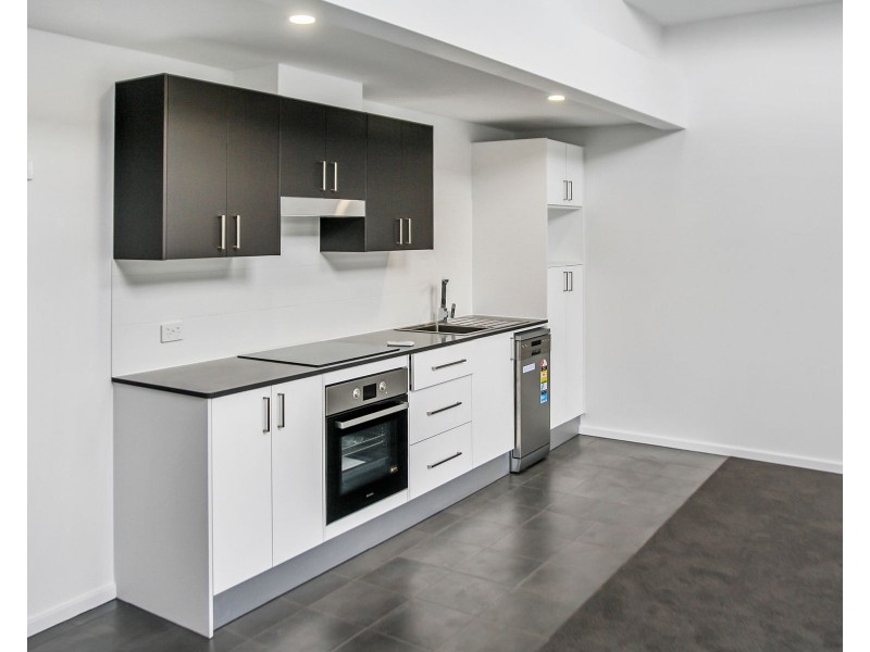 8/318  High Street, Maitland NSW 2320