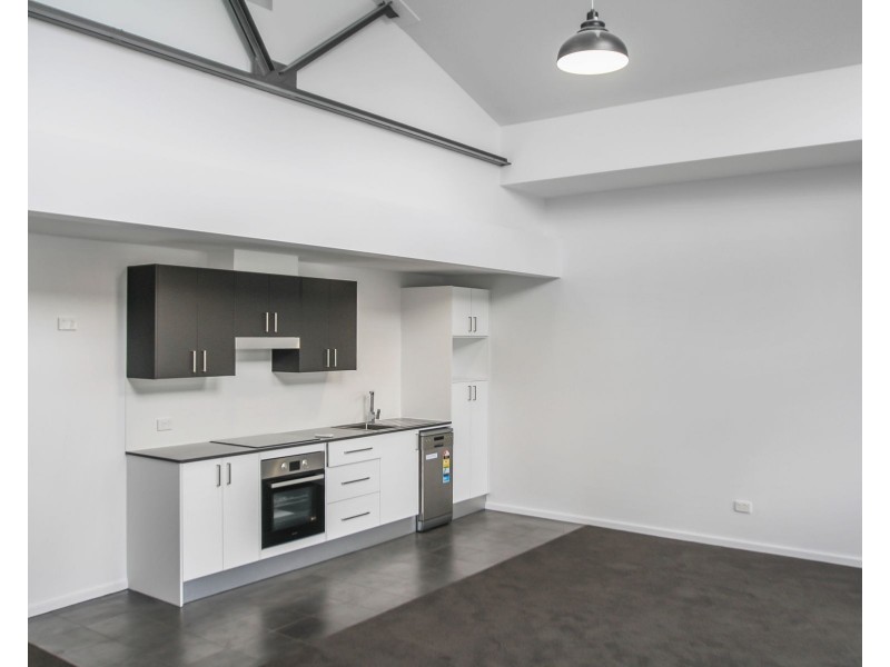 8/318  High Street, Maitland NSW 2320