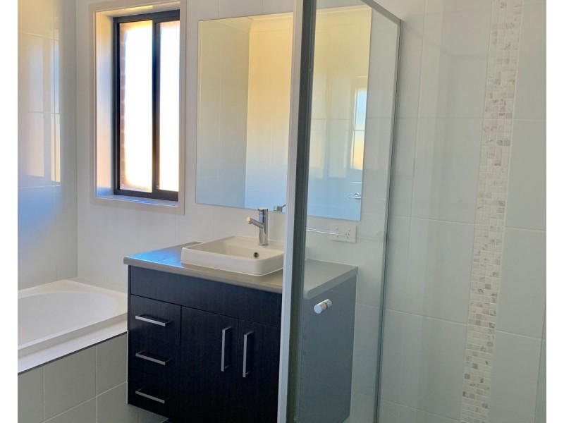 35 Plover Circuit, Aberglasslyn NSW 2320