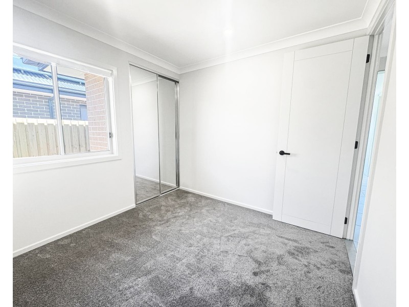 40 Wattawan Crescent, Anambah NSW 2320