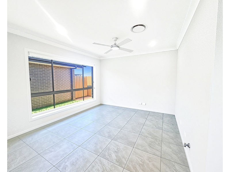 40 Wattawan Crescent, Anambah NSW 2320