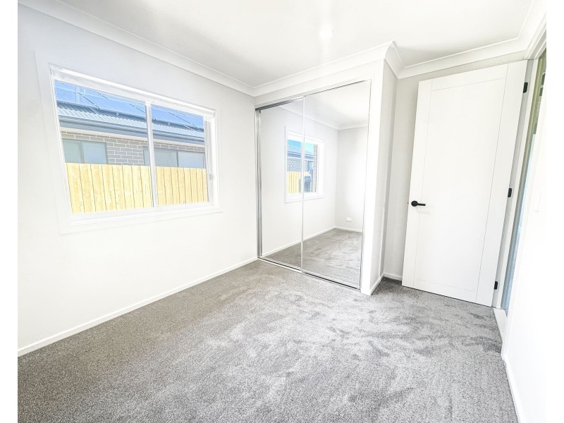 40 Wattawan Crescent, Anambah NSW 2320